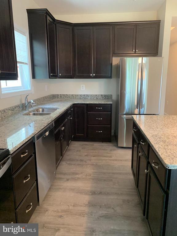 Photo - 8927 Erie Ave