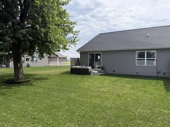 702 Hartzheim Dr
