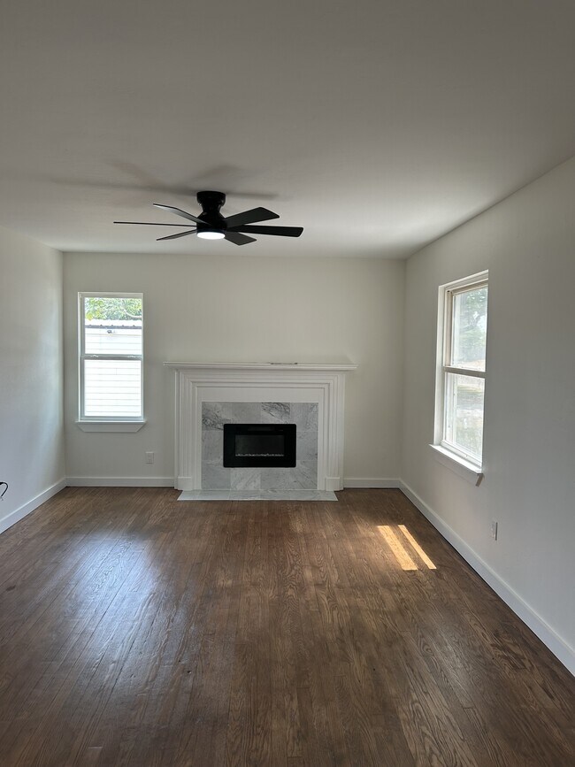 Photo - 7001 NW 58th St
