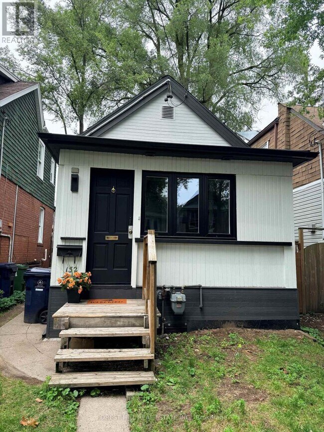 Photo - 132 Hazelwood Ave