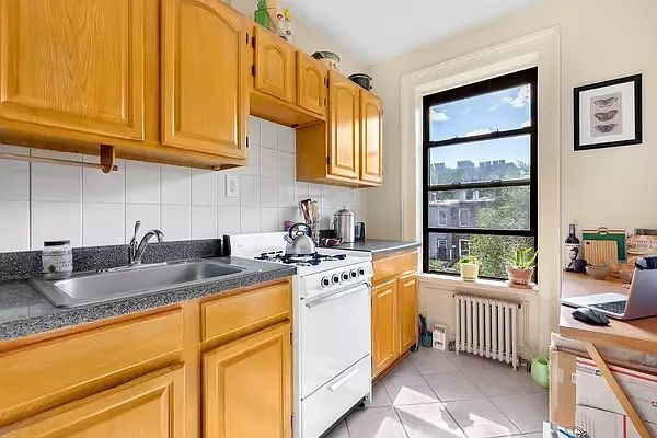 Photo - "Charming 1-Bedroom Gem on Madison St, Brooklyn – Your Cozy Urban Retreat Awaits!"