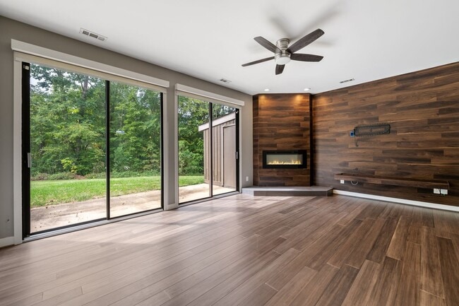 Photo - Beautifully Remolded 3 Bedroom + 2 Full Bath Home!