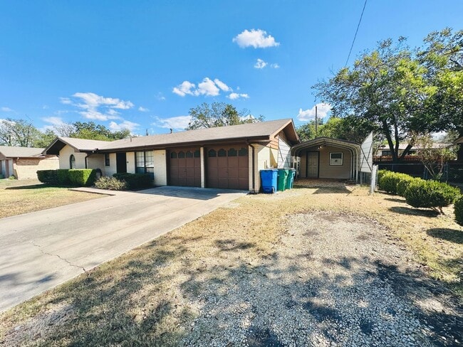 Photo - Charming Bel-Air Addition Home – 4BR/2BA +...