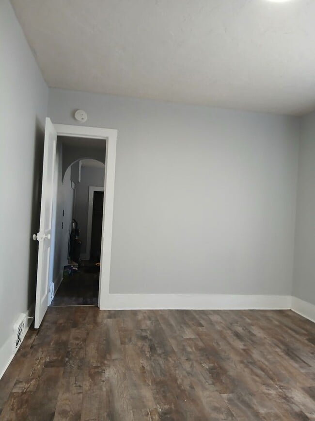 Photo - 409-409 S Walts Ave Unit 405 3