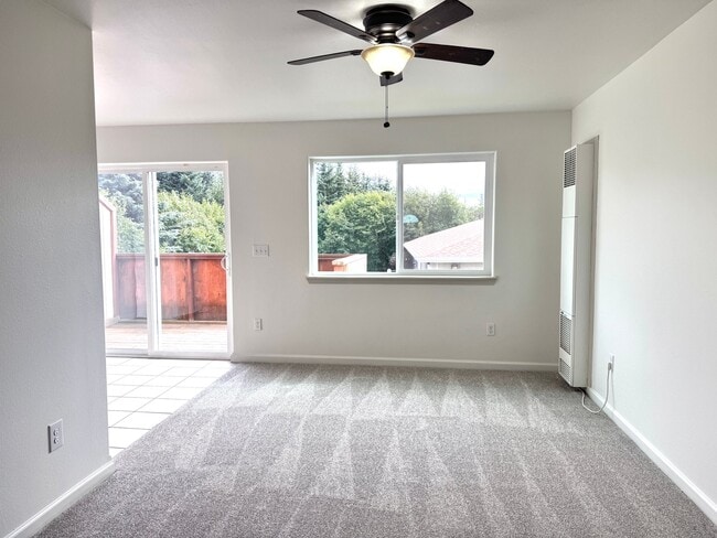 1005 East End Rd