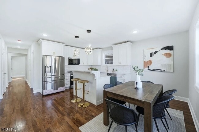 Photo - 46 Eppirt St