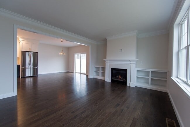 Photo - 101 Oakdale Ave