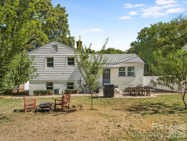 5208 Furman Pl