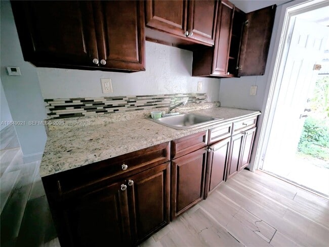 Photo - 535 NE 133rd St Unit 535