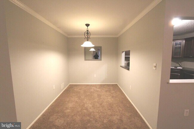 Photo - 83 Willow Ct