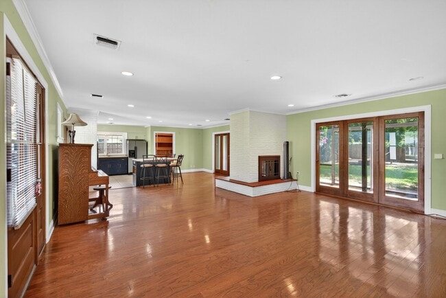Photo - Gorgeous 3 Bedroom Home in Shreve Island