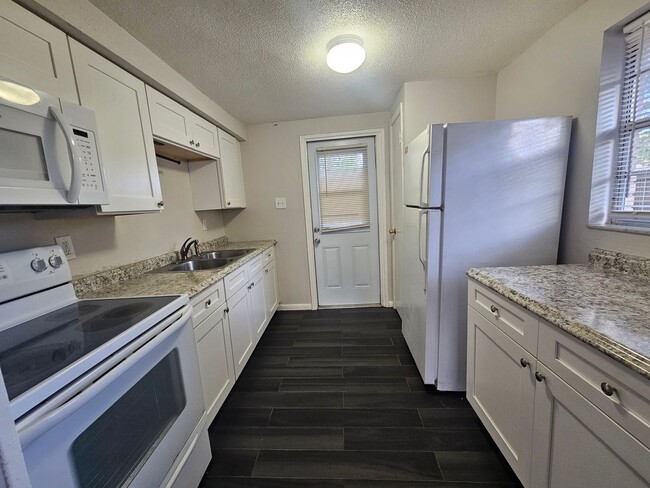 Photo - Charming 2-Bedroom, 1-Bathroom Duplex in C...