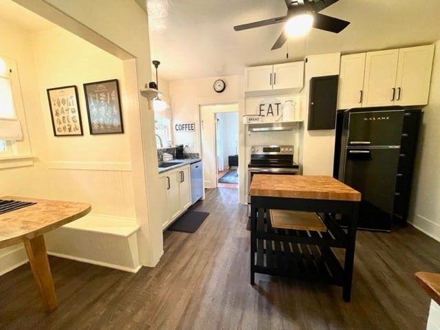 Kitchen - Fully Stocked! - 437 NW 6th St Unit #2 - Full-Double Bed