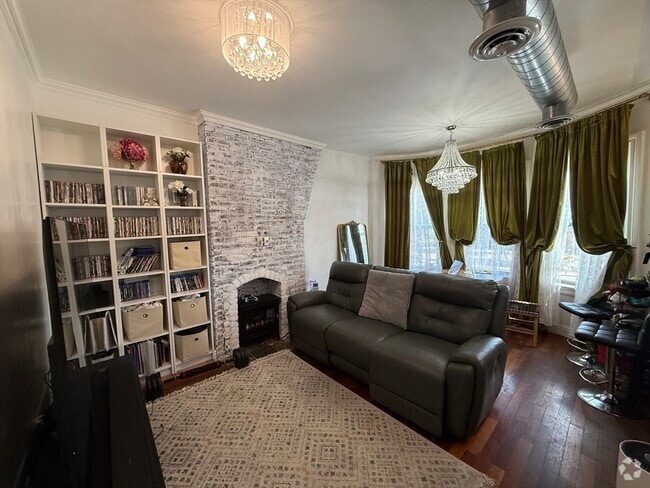 Building Photo - 189 Cambridge St Unit 2 Rental