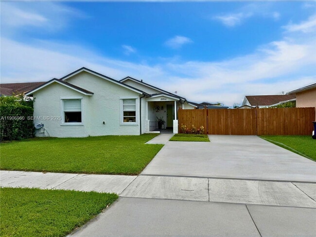 Photo - 20911 SW 125th Avenue Rd