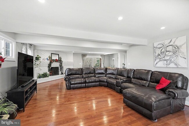 Photo - 16600 Bald Eagle School Rd