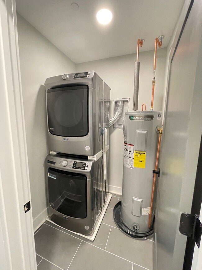 Photo - 2030 S Percy St Unit 2