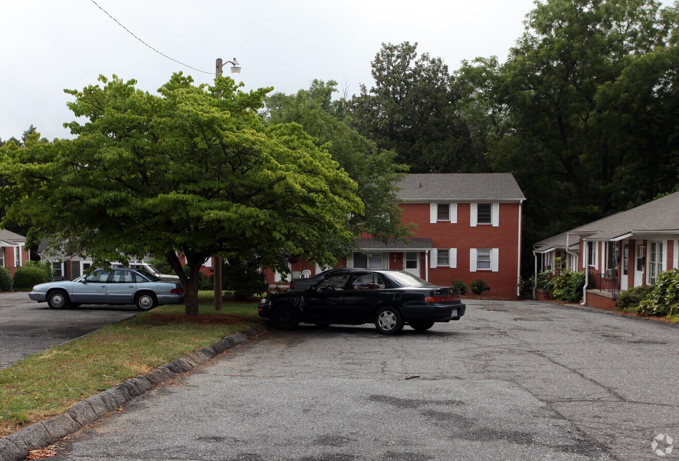 Photo - 302 S Broad St