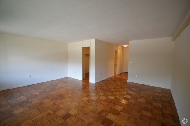 Building Photo - 77 Monmouth St Unit 1 Rental