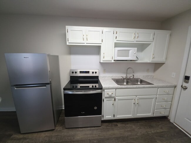 Photo - 1351 N Dixie Ave Unit A5