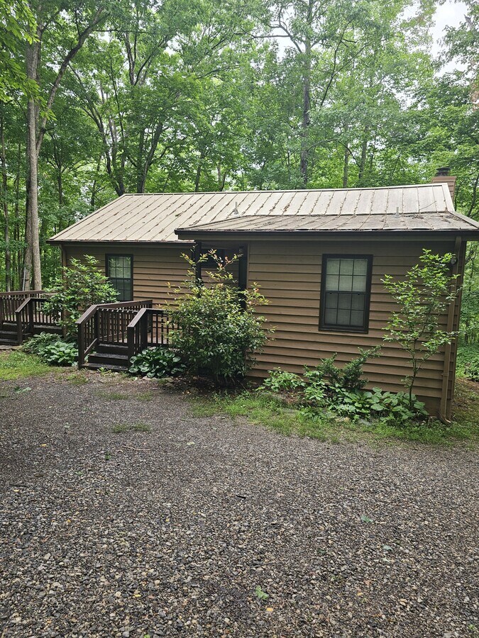 Photo - 79 Coby Ann Ln