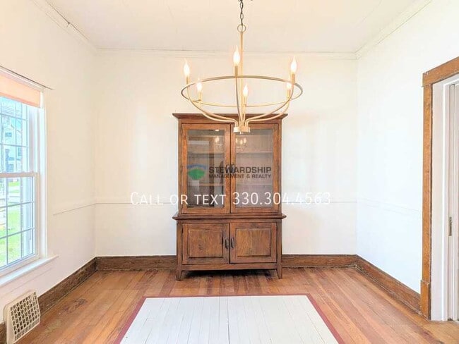 Photo - 724 Beall Ave