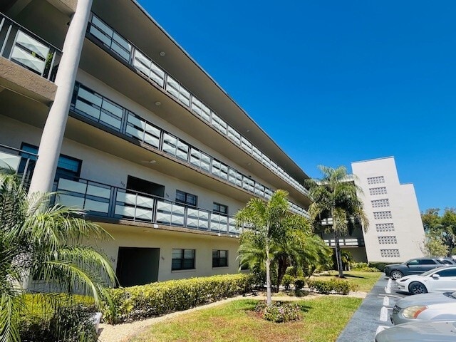 Photo - 6080 80th St N