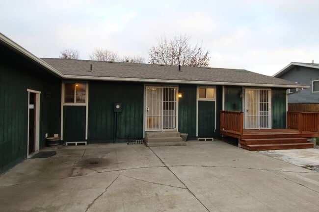 Photo - 6903 N Cincinnati St