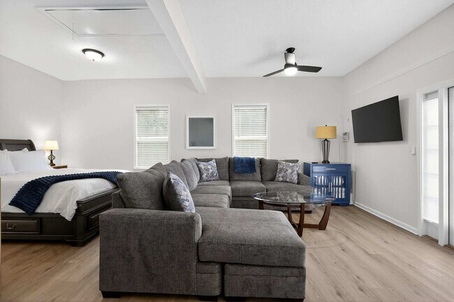Photo - 1001 Bedford Dr Unit SI ID1591553P
