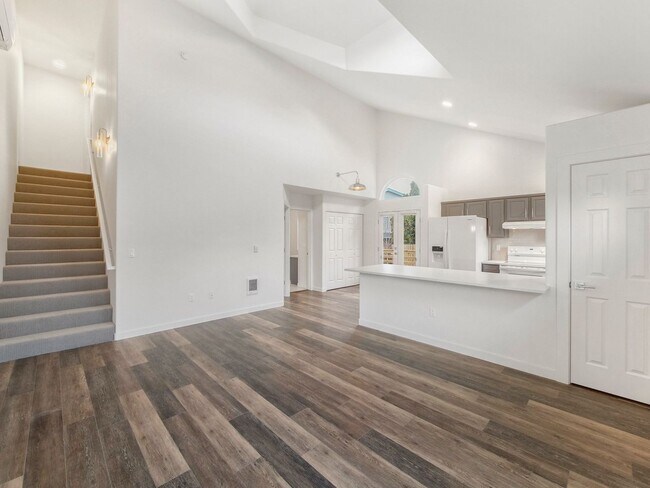 Photo - c1434 Apartment Unit 1436