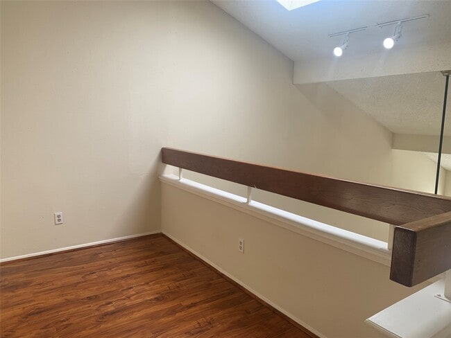 Photo - 2710 Grants Lake Blvd Unit 2