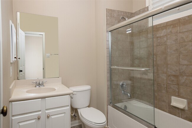 Photo - 54 S Longsford Cir