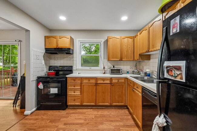 Photo - Charming and updated single-family home in a convenient Woodbridge location!