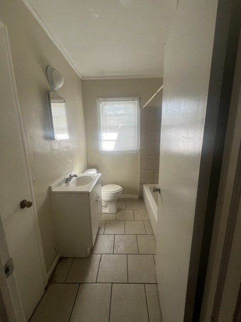 Photo - 1653 Downing Cir