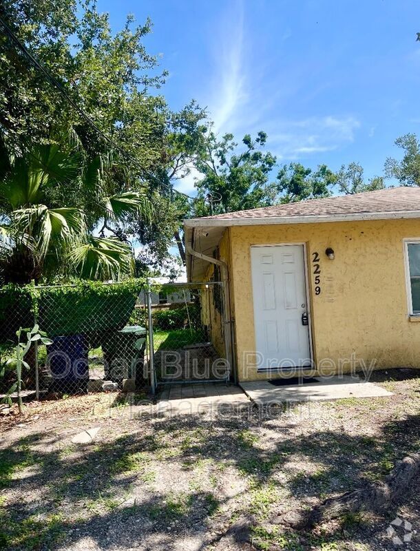 Building Photo - 2259 19th St Rental