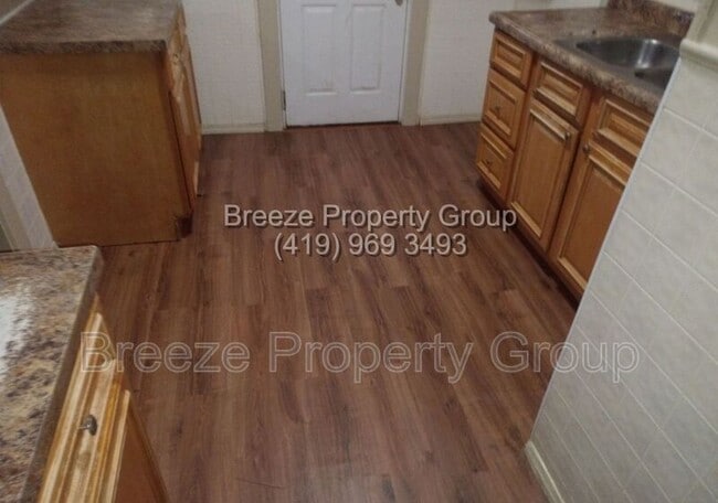 Photo - 1537 Remington St