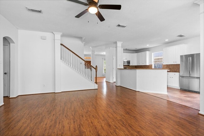 Photo - 6914 Grants Hollow Ln