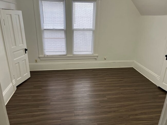 Photo - 1111 S 7th St