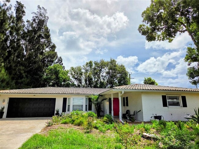 Building Photo - 3125 S Lockwood Ridge Rd Rental