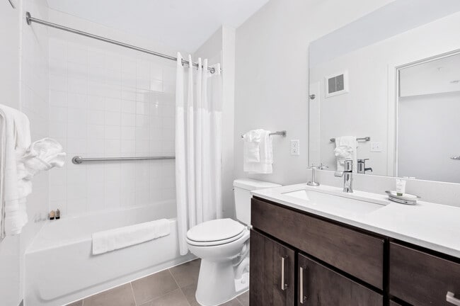 Silver Creek Senior Living 62+