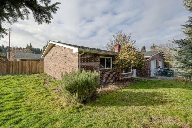 Photo - Desirable Tumwater Hill 1960's classic charmer with 2 beds, 1 bath, attached garage. New paint an...