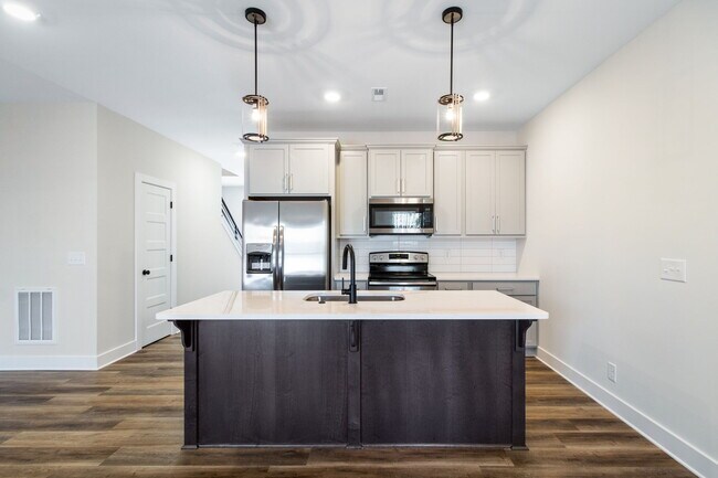 Photo - 117 Old Excell Rd