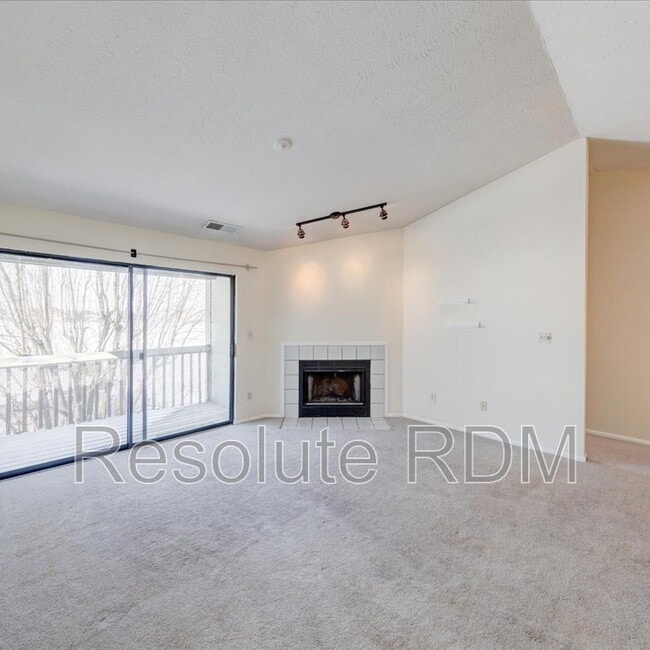 Photo - 4381 Village Pkwy Cir W