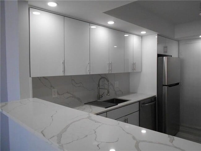 Photo - 1301 NE Miami Gardens Dr Condo Unit 723W
