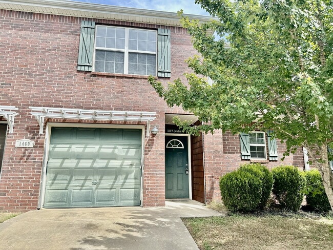 Photo - 1460 W Jct St Unit 4