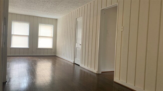 Photo - 4420 Roseland St Unit 05