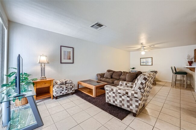 Building Photo - 3612 Shawn Reynolds Ct Unit 104