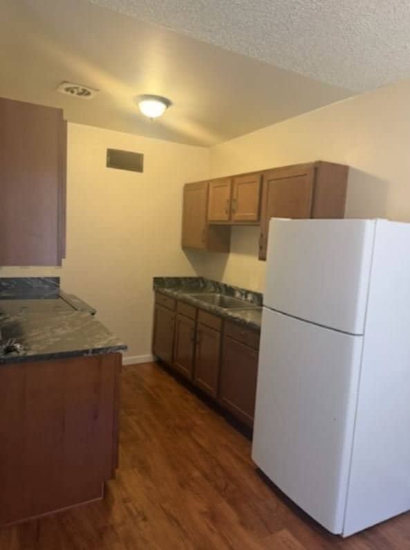 Photo - 1518 E Hedrick Dr