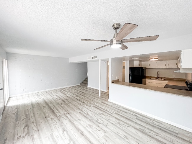 Photo - 6802 N 17th Ave Unidad 9