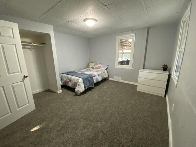 424 S 6th St Unit 1